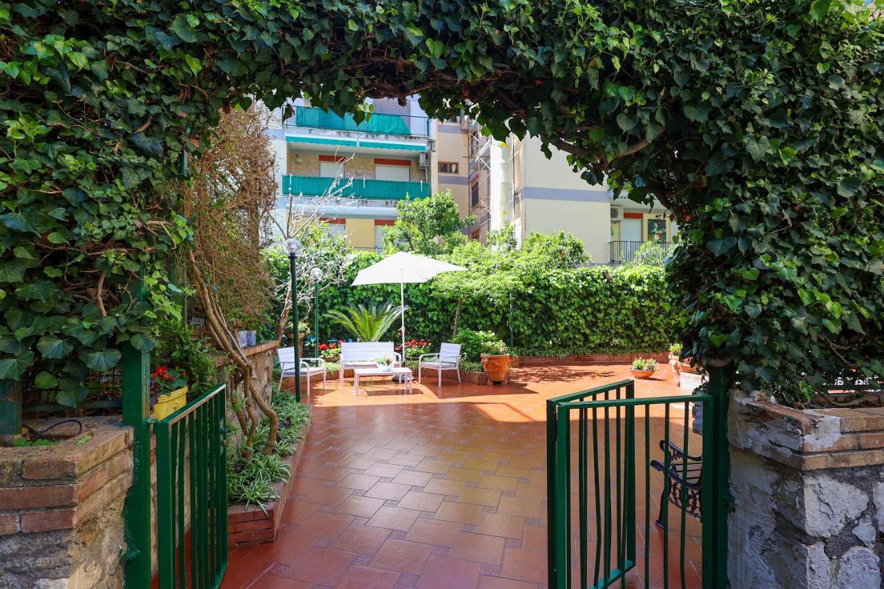 Garden House Giulia - B&B