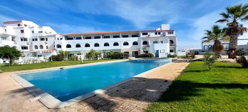 B&B Sagres - Charming One Bed Flat in Sagres - Bed and Breakfast Sagres