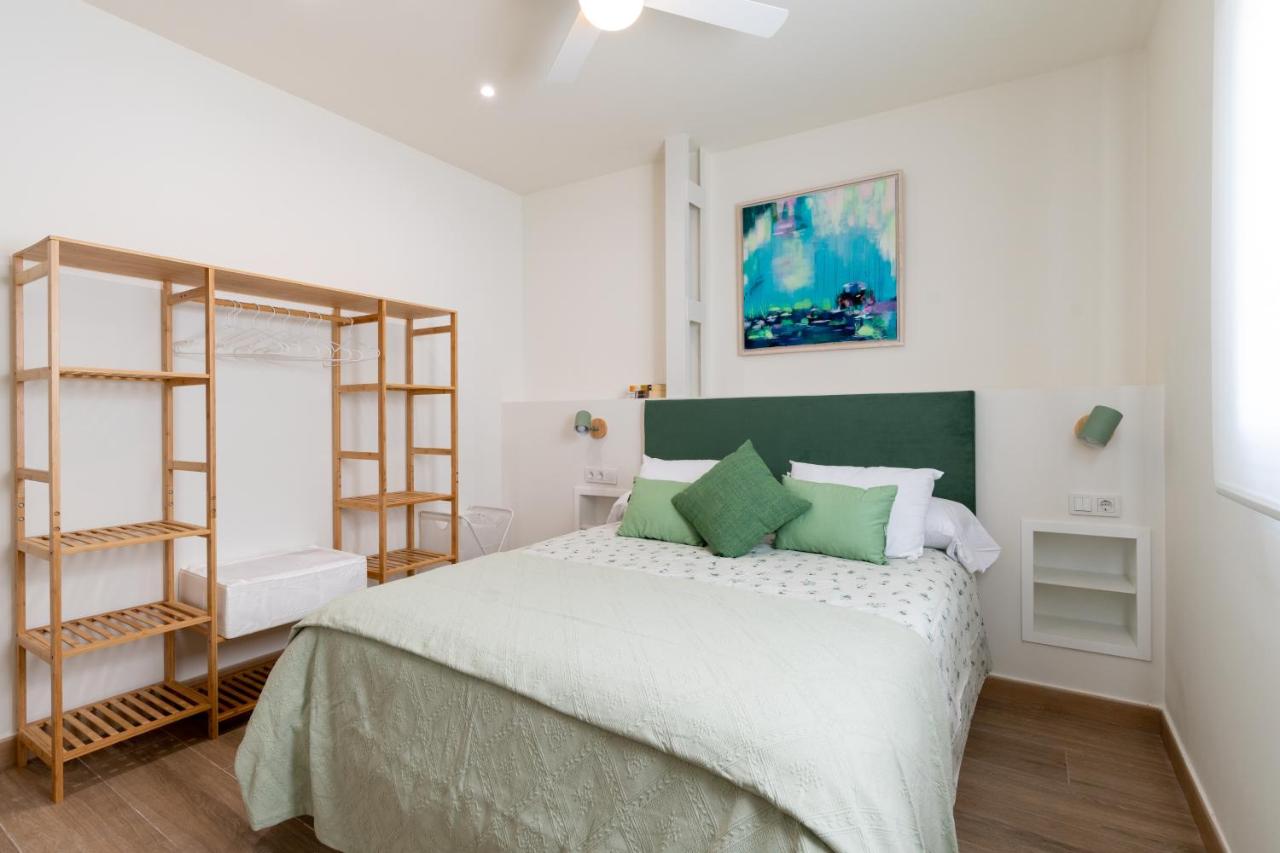 Apartamentos Cervantes 17 - Bed and Breakfast