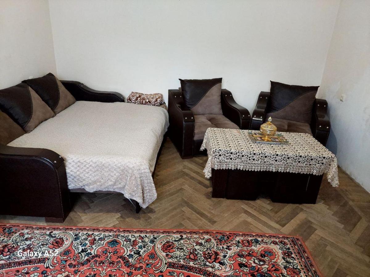 Dili Dom - Ferienwohnung Dilidschan