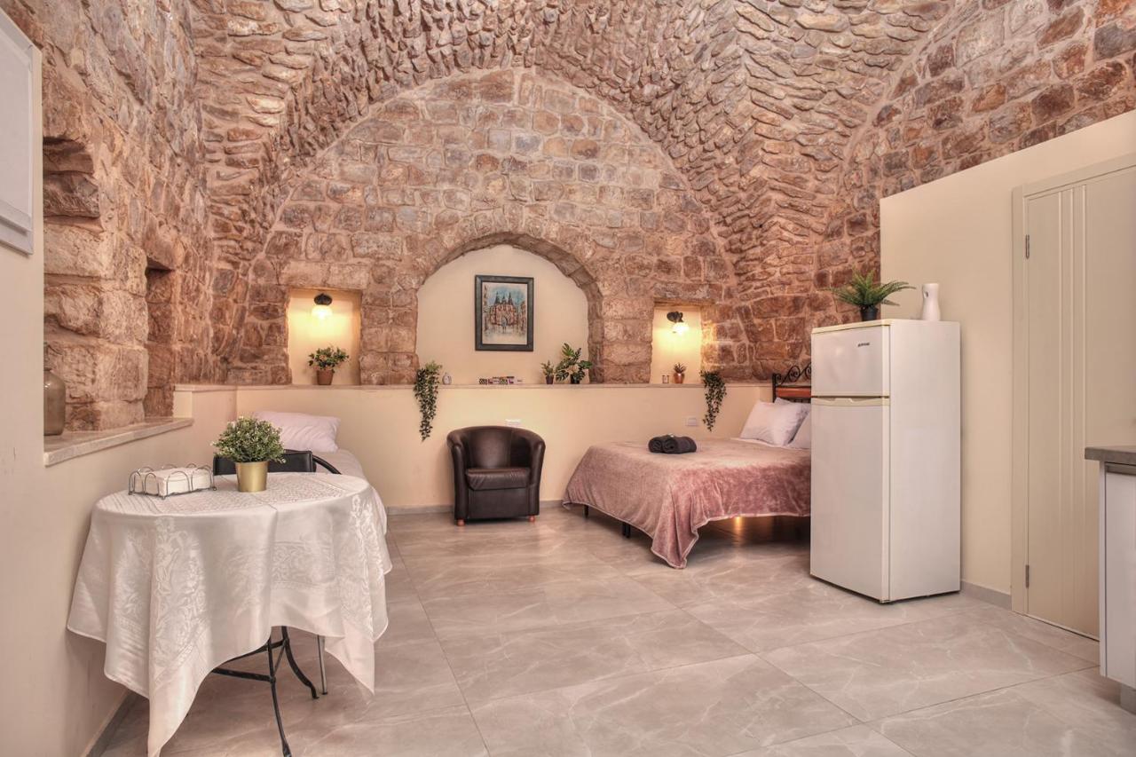 B&B Safed - בראשית - סוויטות בוטיק בצפת העתיקה - Beresheet - Boutique Suites in the Old City - Bed and Breakfast Safed