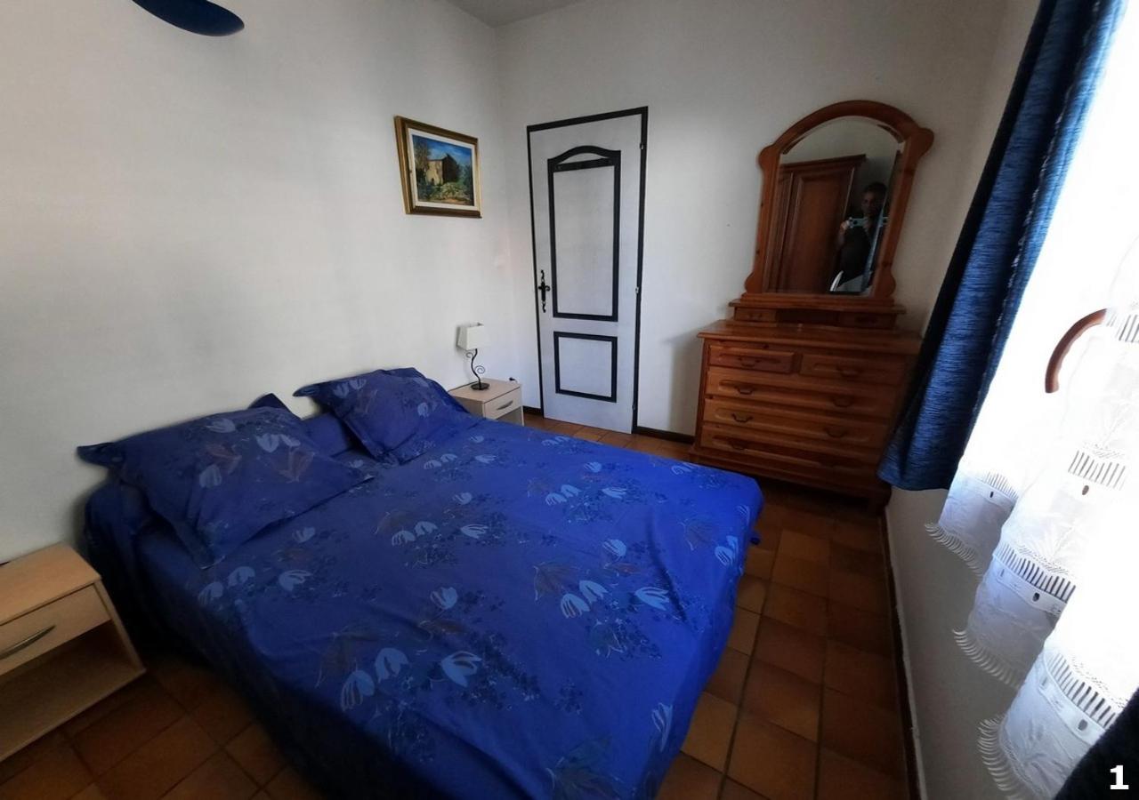 One-Bedroom Apartment with Terrace - Sud