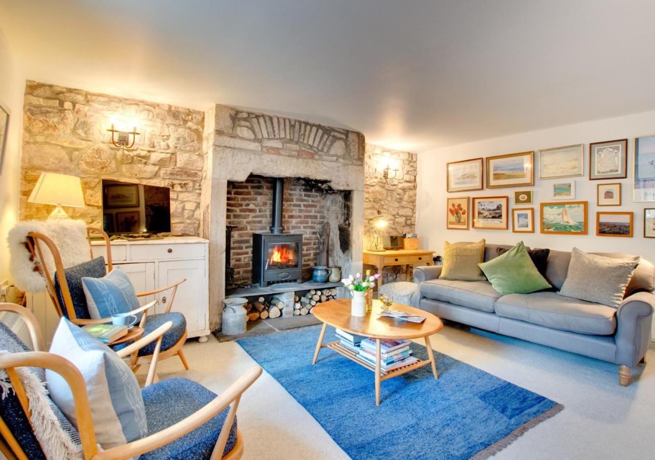 10 The Wynding - B&B