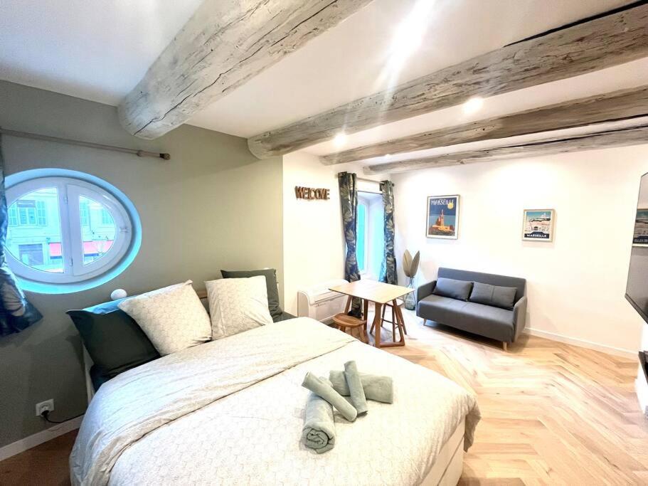 Cocon cosy au cœur du vieux Port - Chambres d’hôtes Marseille