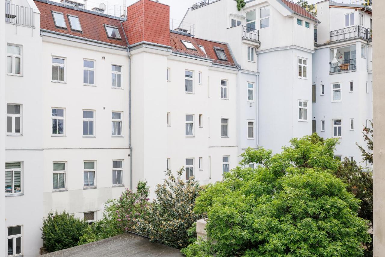 Charming Apartment near Center - B&B Vienna
