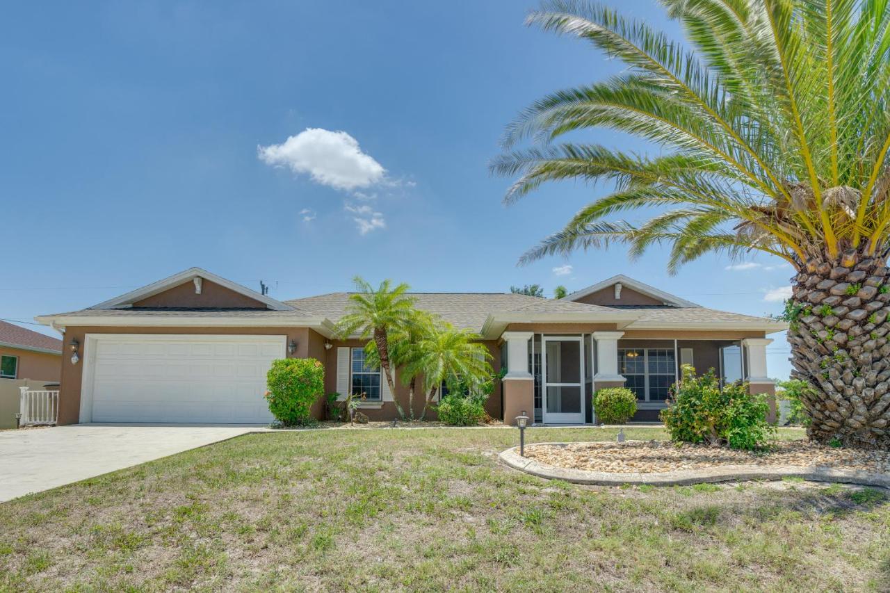 Family-Friendly Home about 10 Mi to Dtwn Cape Coral - B&B Cape Coral