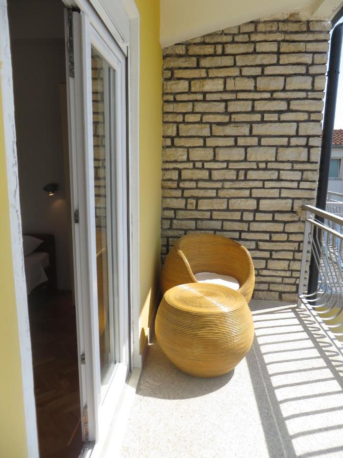 Appartamento con 2 Camere da Letto e Balcone