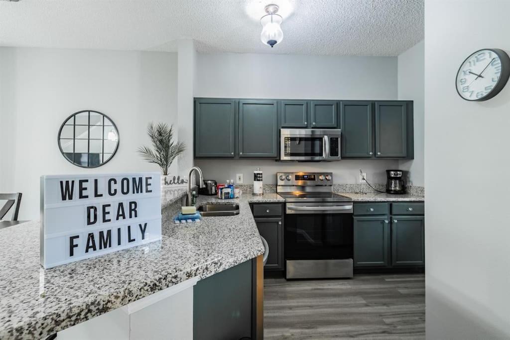 Charming & Cozy Townhouse Disney Area - Lake Berkley - B&B Kissimmee