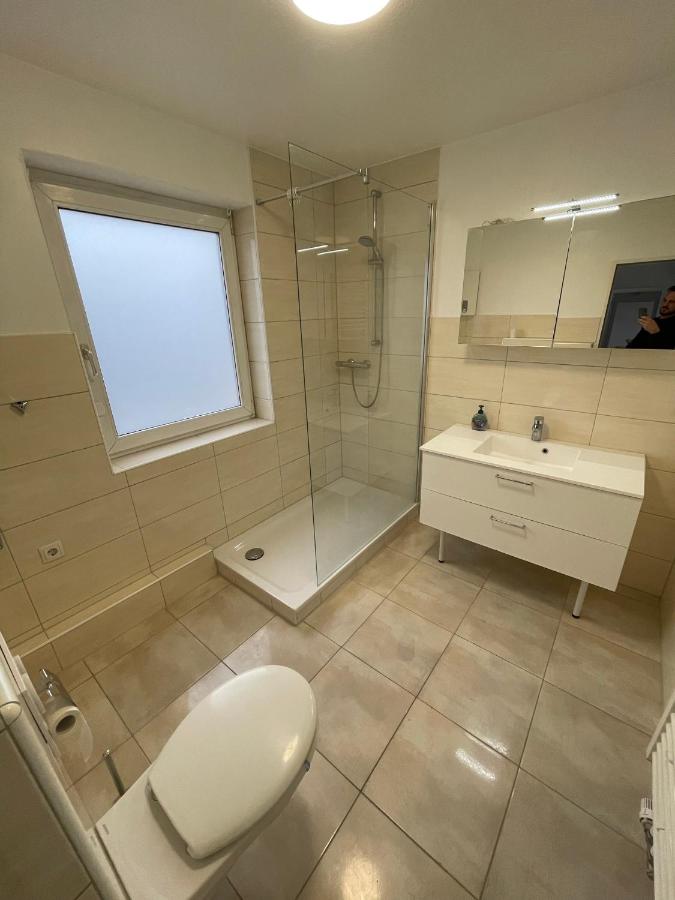 Zimmervermietung Am Airport - B&B