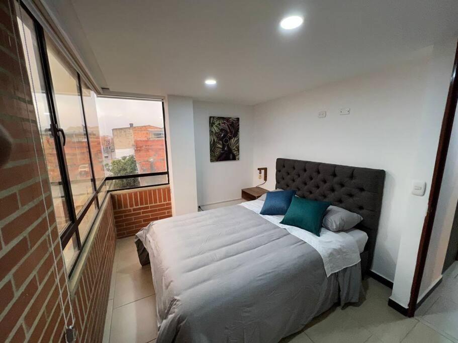 Encantador apartamento cerca al aeropuerto - B&B Bogotá
