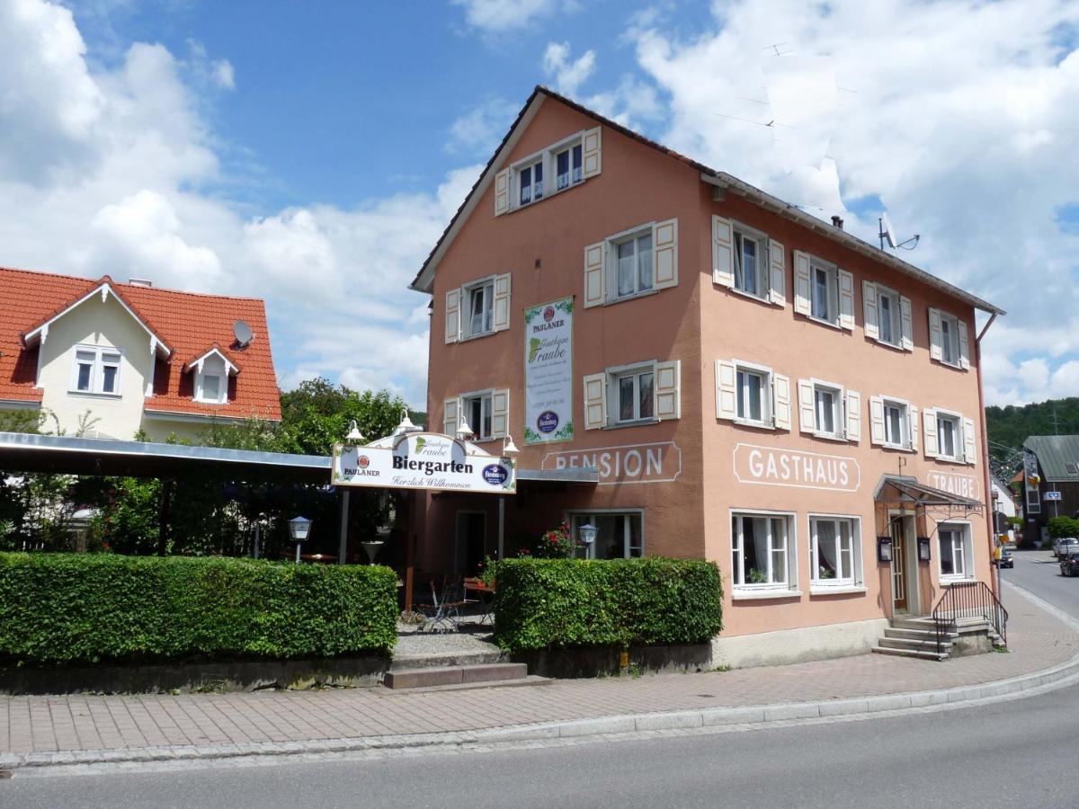 B&B Bodman-Ludwigshafen - Gasthaus Traube, Ludwigshafen, Bodensee, Seenah gelegen - Bed and Breakfast Bodman-Ludwigshafen