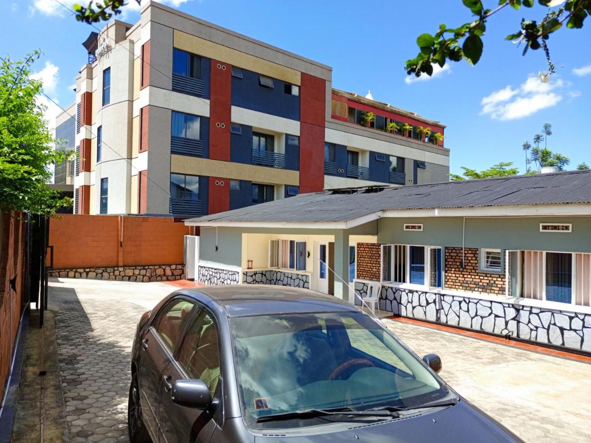 B&B Kigali - Comfort Guest Inn - Bed and Breakfast Kigali