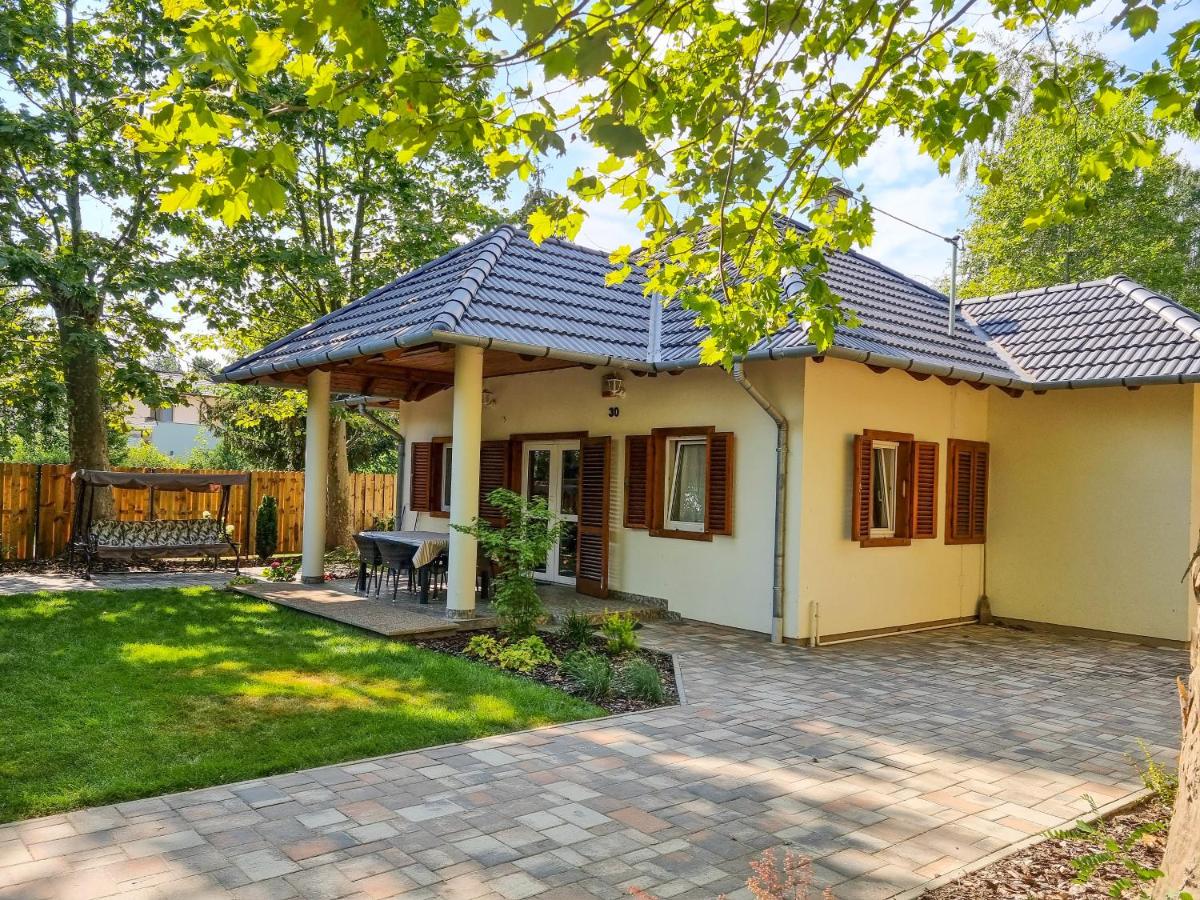 Hungária Vendégház Siófok - Ferienwohnung