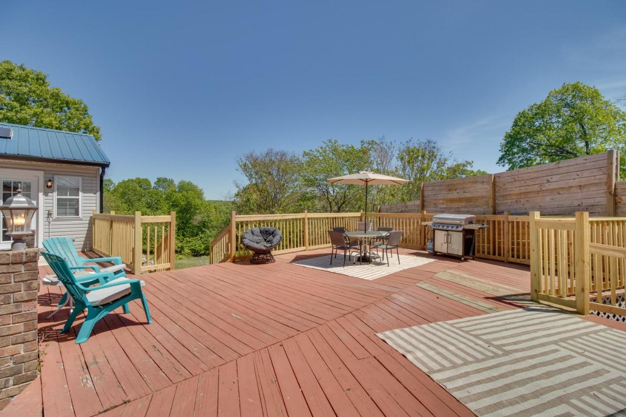 Cozy Mountain Home Cottage Walk to Marina! - B&B Mountain Home