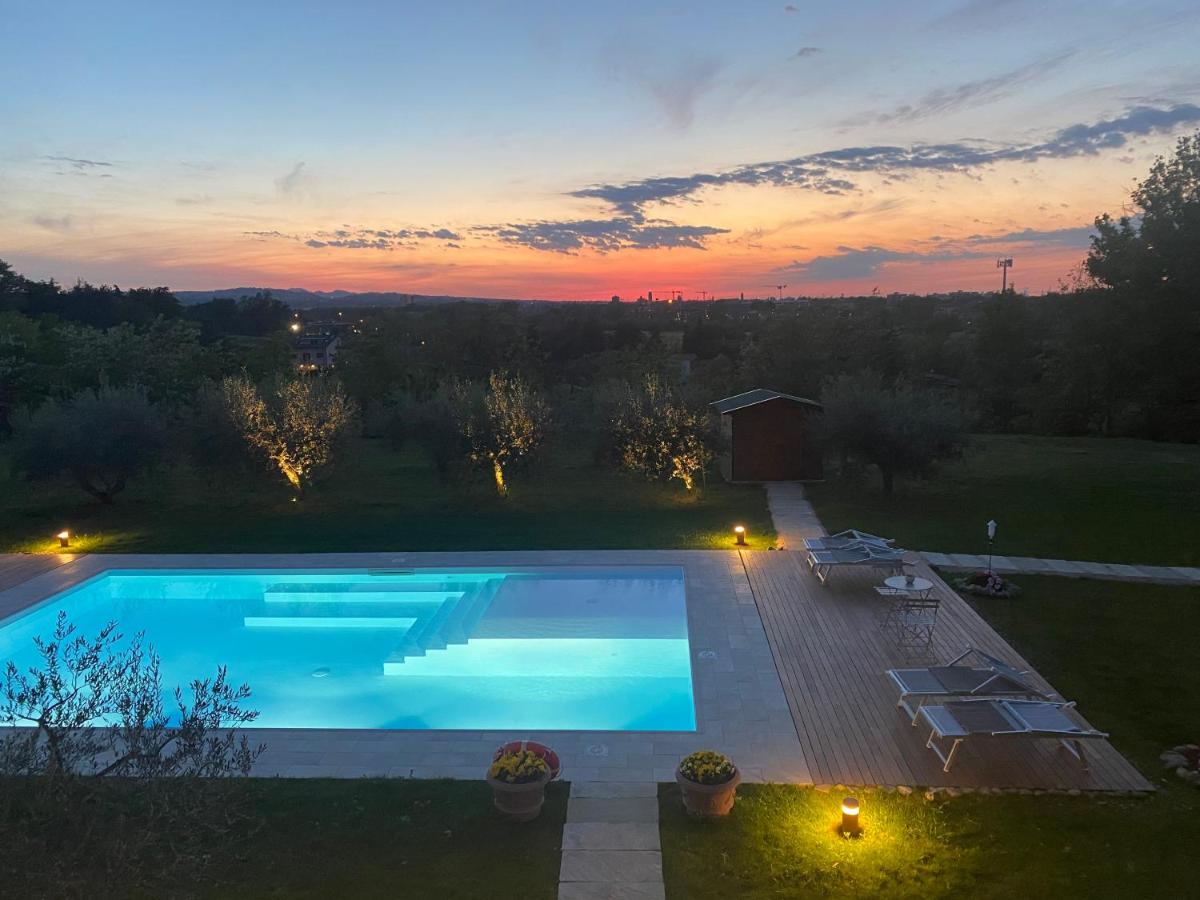 Appartamento con Vista Piscina 