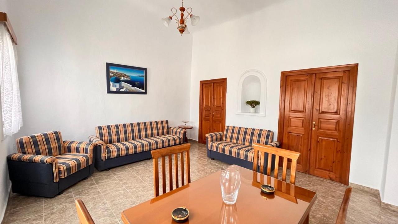 Valentina's House - Tinos - B&B Galanado