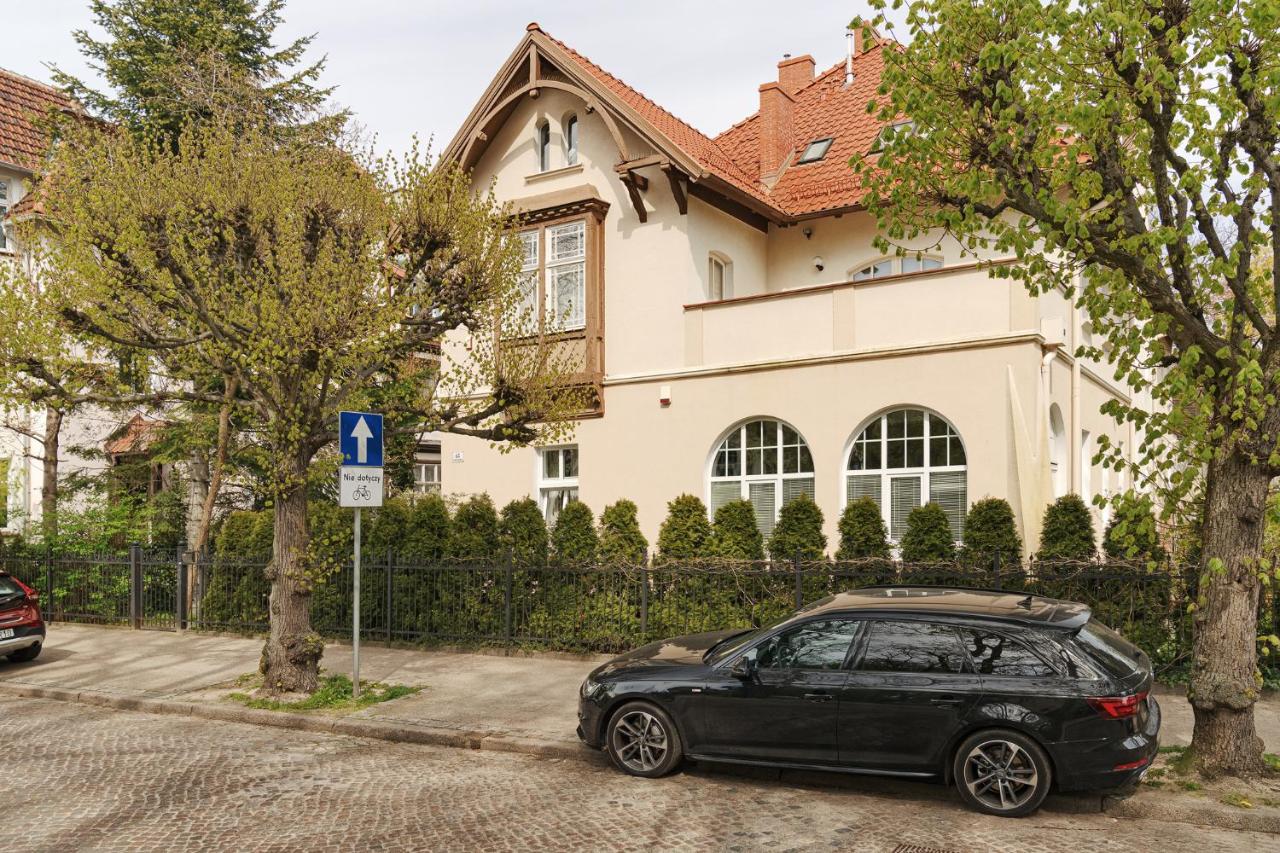 Sanhaus Apartments - OSLO - Stylowe apartamenty z klimatyzacją - Chambres d'hôtes Sopot