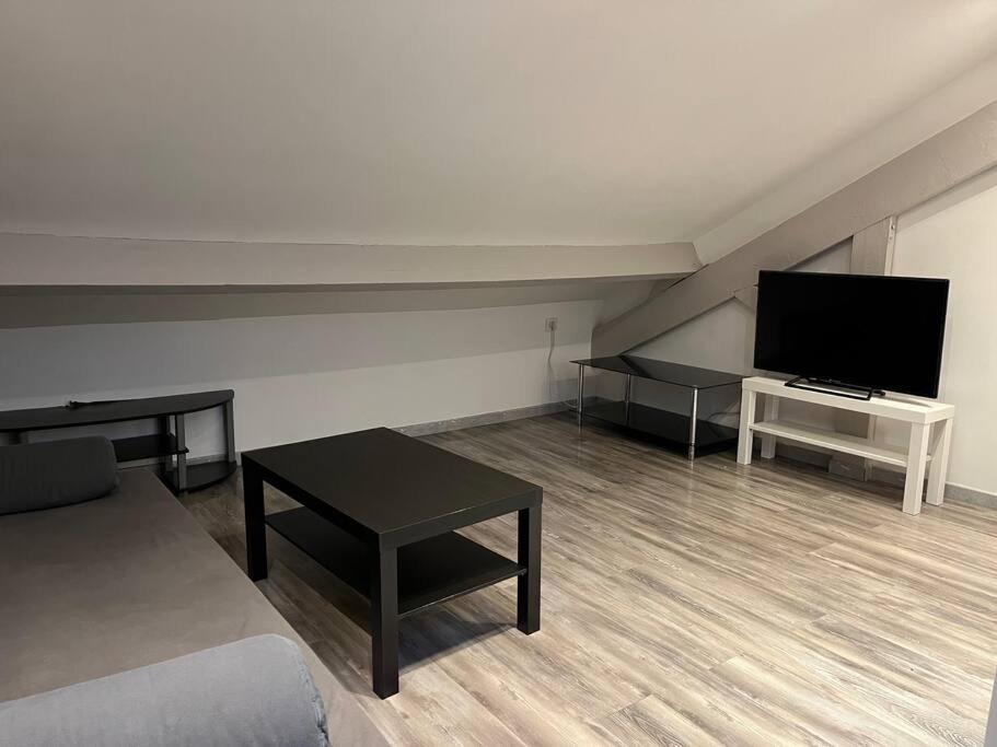 Duplex T2 à Arcueil à 3min arrêt Laplace RER B - B&B Arcueil