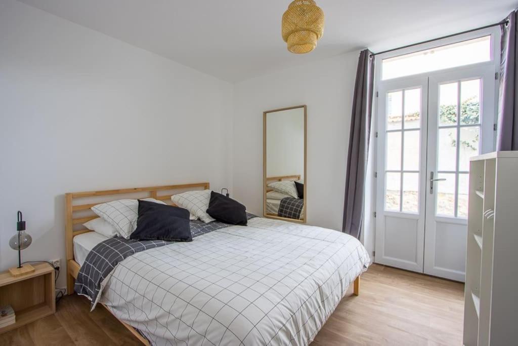 B&B Meaux - Appartement avec terrasse et parking, à Meaux - Bed and Breakfast Meaux