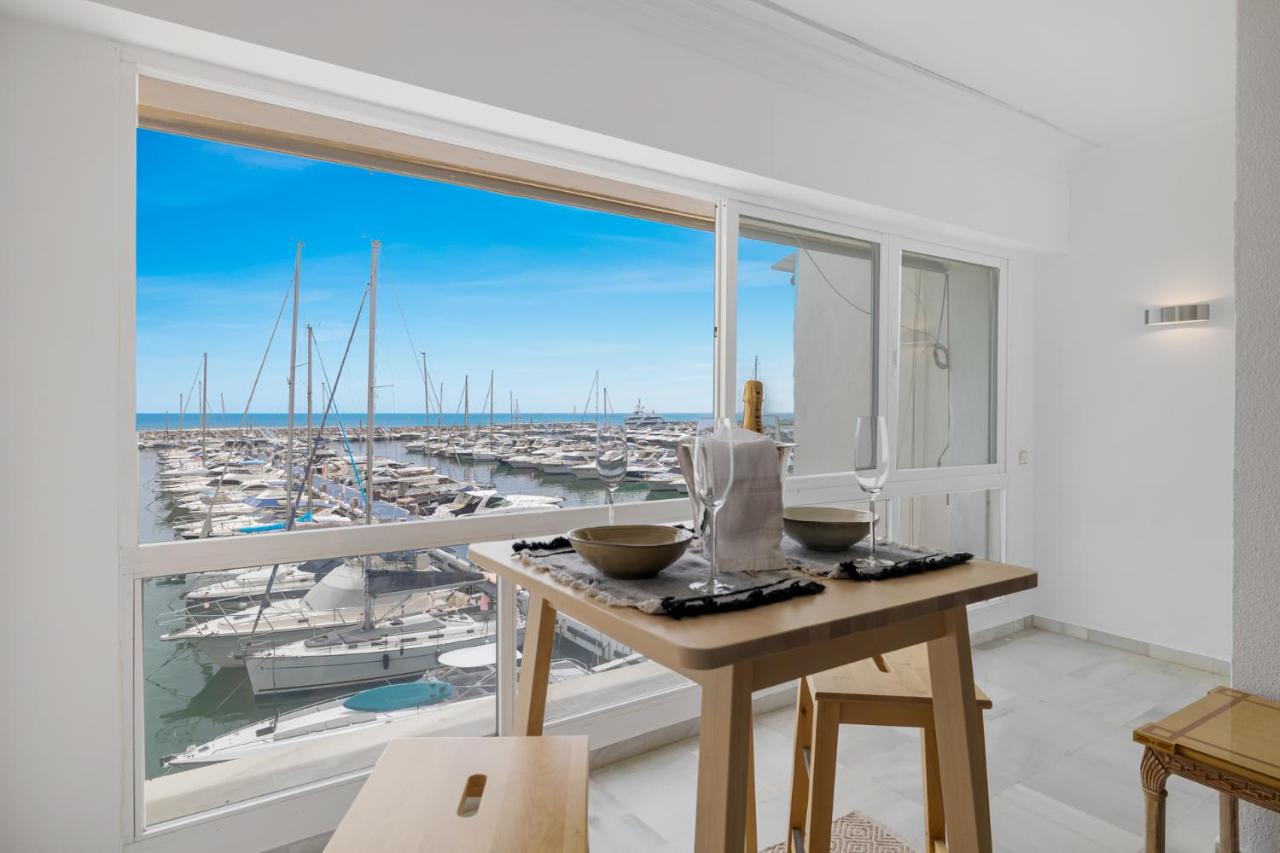 luxurious frontline penthouse in puerto banus - Bed and Breakfast Marbella
