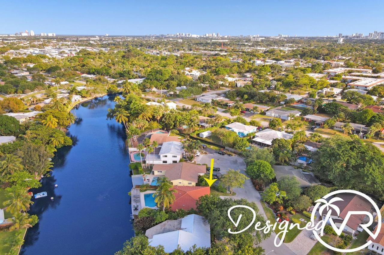 B&B Fort Lauderdale - 3 BR Waterfront Home with Heated POOL - Bed and Breakfast Fort Lauderdale