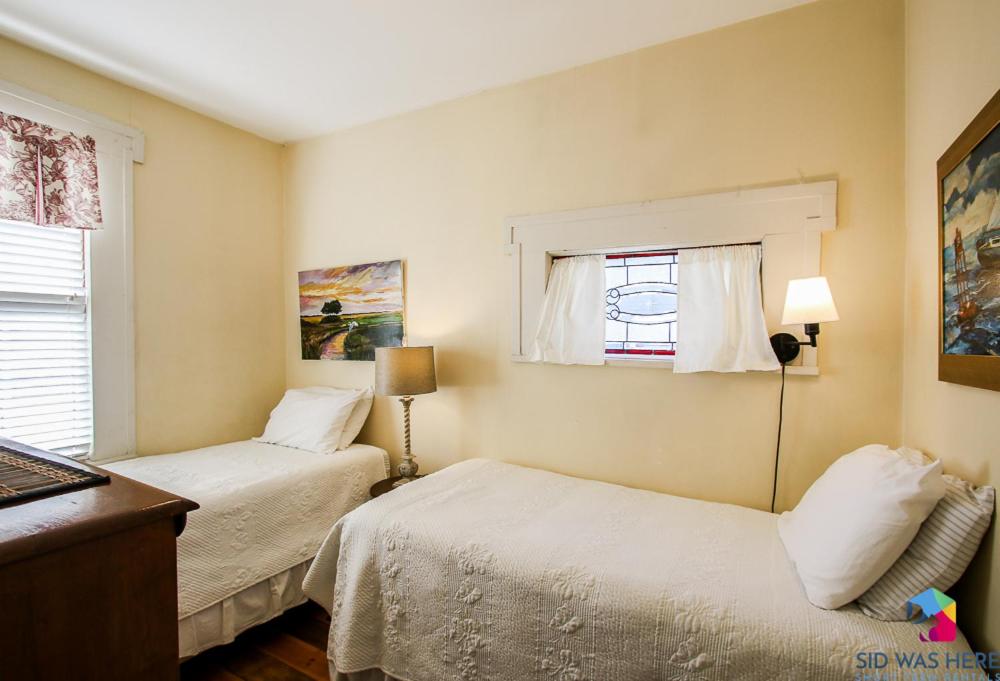 B&B Savannah - The Artists House-two Apartments In One parking - Bed and Breakfast Savannah