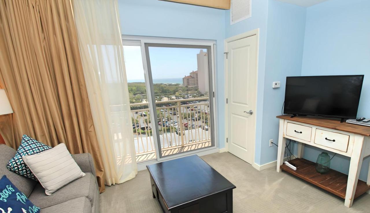 Luau 6705 in Sandestin Florida Beach Rentals 7th Floor WIFI Tram - Bed and Breakfast Destin