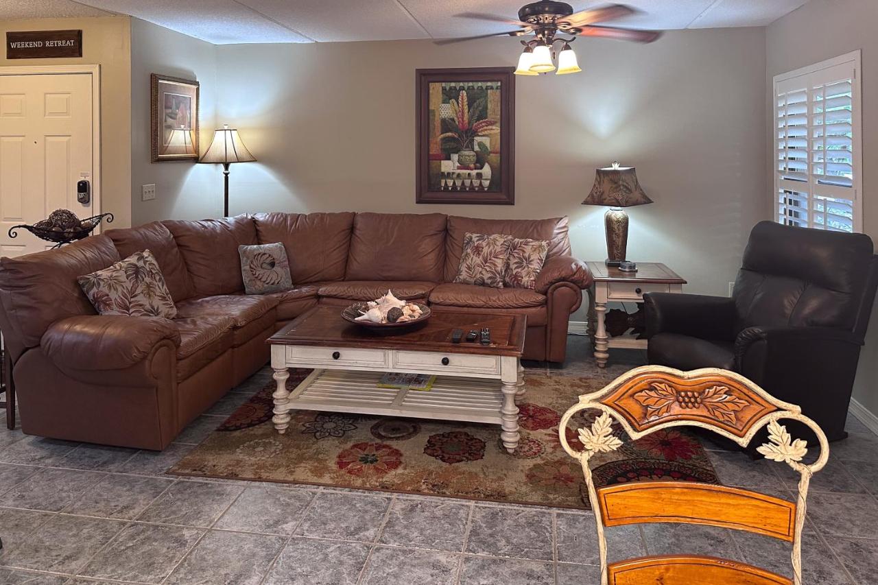 303 Sailmaker - B&B