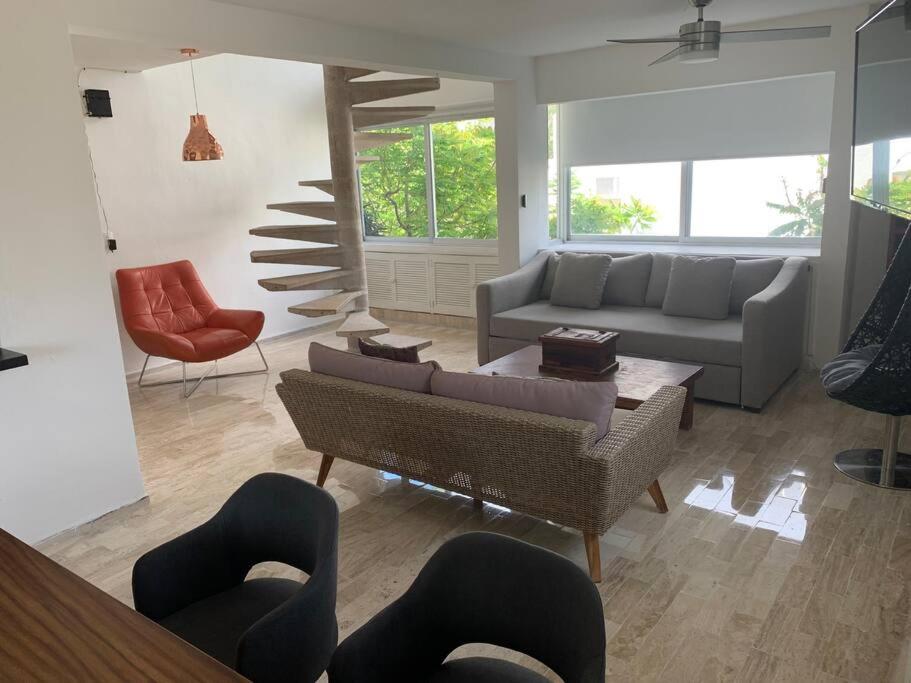 Penthouse a un paso de Puerto Cancún - Ferienwohnung