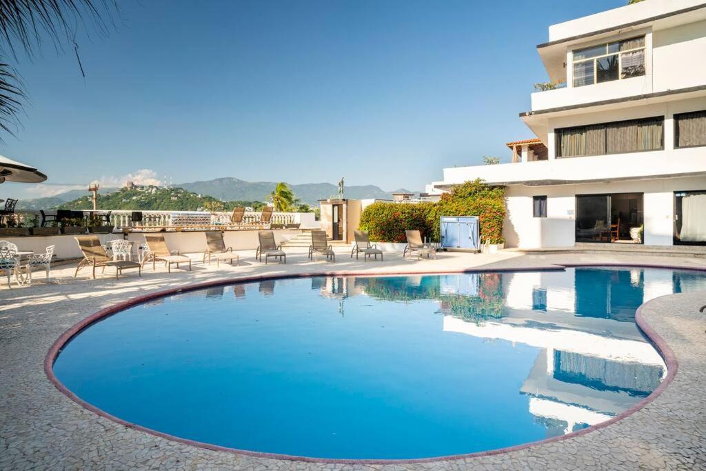 Gran habitacion con terraza vista espectacular, piscina - B&B Acapulco de Juárez