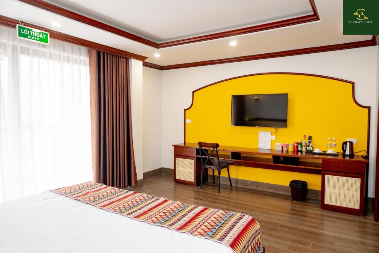 King Room with Balcony