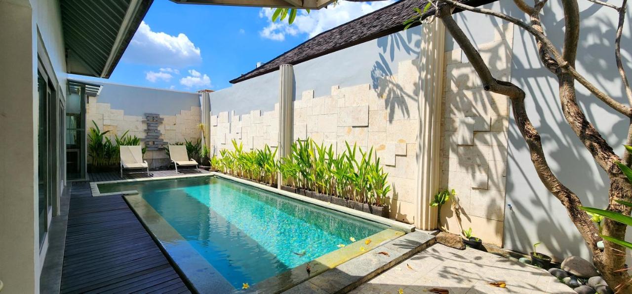 B&B Canggu - Zoe Villa Canggu Bali - Bed and Breakfast Canggu