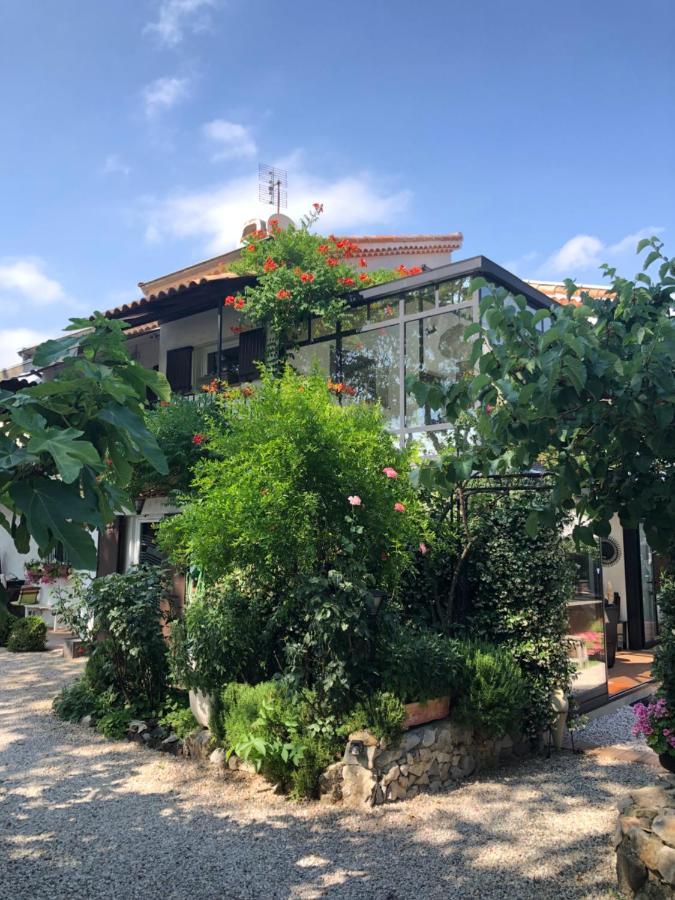 B&B Levenzo - LOU PANTAI - Bed and Breakfast Levenzo