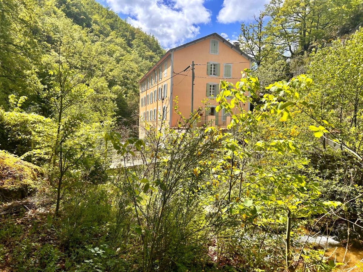Notre-Dame d'Escouloubre Sources d'eaux chaudes privées et sauna - Chambres d’hôtes Escouloubre