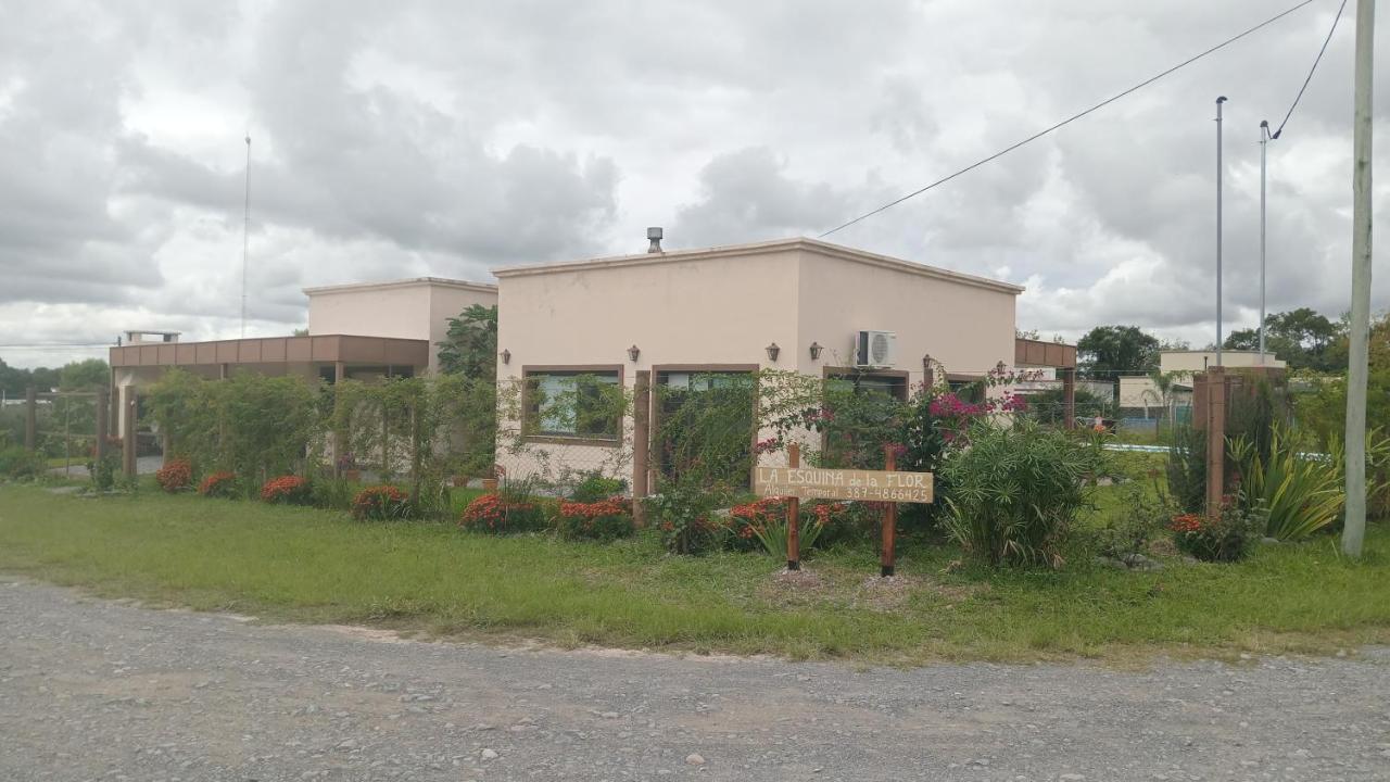 LA ESQUINA DE LA FLOR - B&B