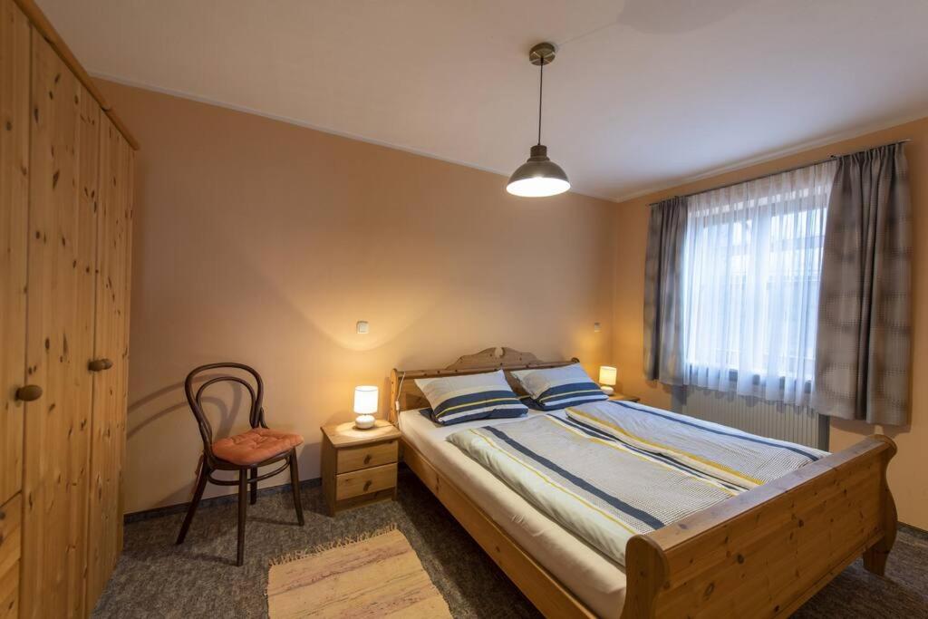 Cosy Apartment with Terrace - Ferienwohnung Tännesberg