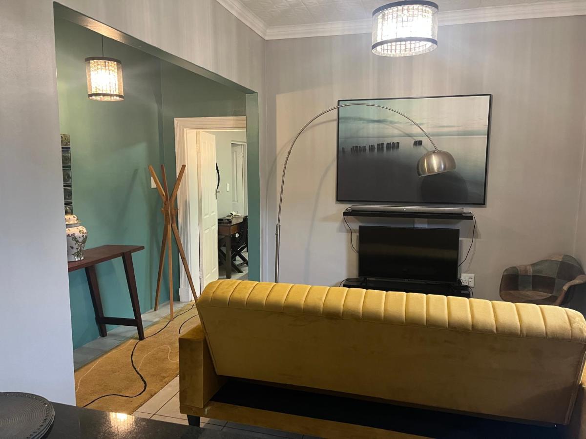 28 on Symonds Luxstudio 3 - B&B George