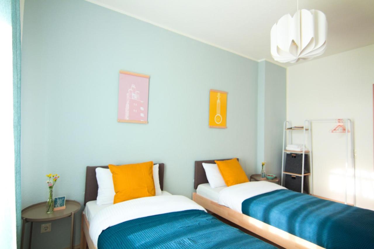 B&B Magdeburg - Luvono - 2 Schlafzimmer / Netflix / Disney+ - Bed and Breakfast Magdeburg