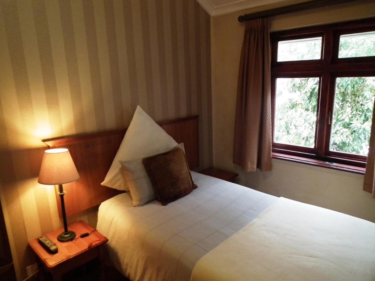 Budget Single Room