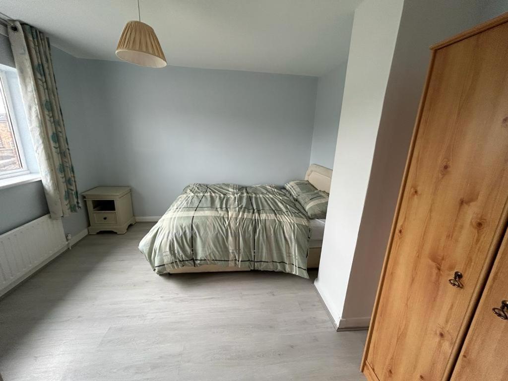 Double Room with Shared Toilet
