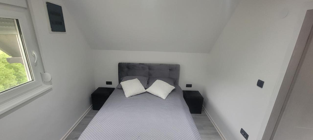 Apartamento con balcón
