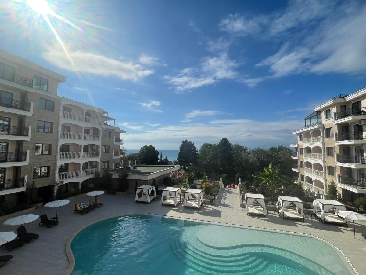 South Beach Apartment at Valencia Gardens - B&B Nesebăr