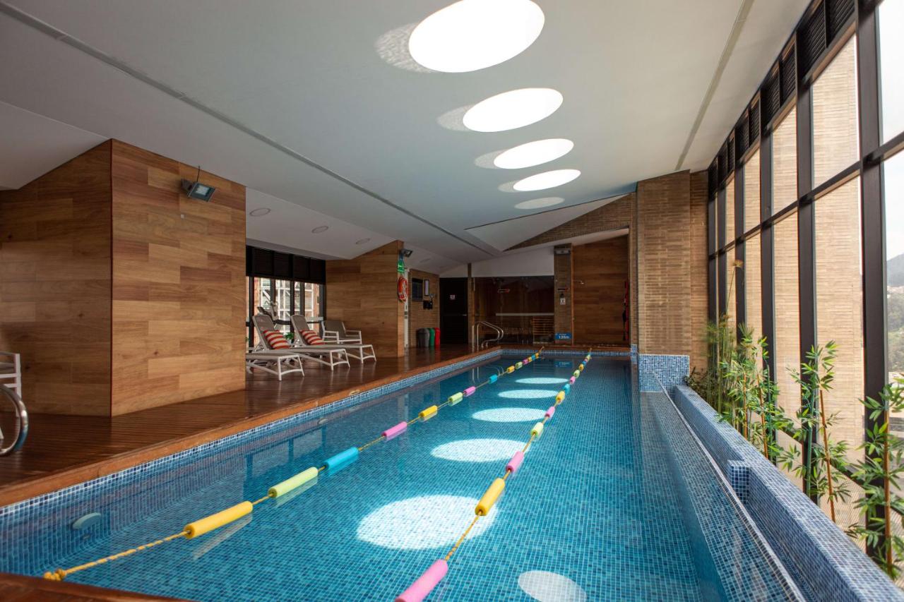 The Equilibrium Collection in Centro Internacional - B&B