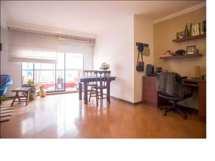 Apartamento con parking Cedritos - Ferienwohnung