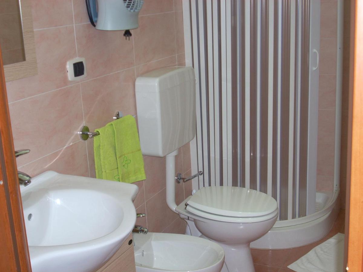 Deluxe Double Room with Extra Bed