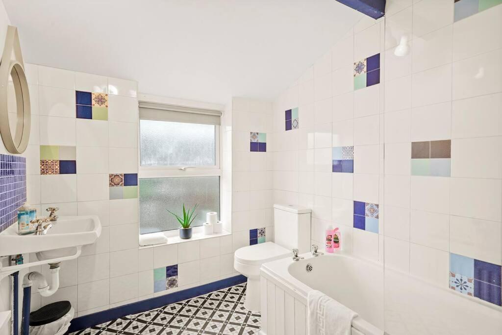 Aesthetic Cambridge Cottage sleeps 5! - B&B Cambridge