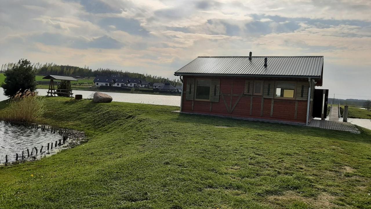 DOMKI NAD ŁOWISKIEM - B&B
