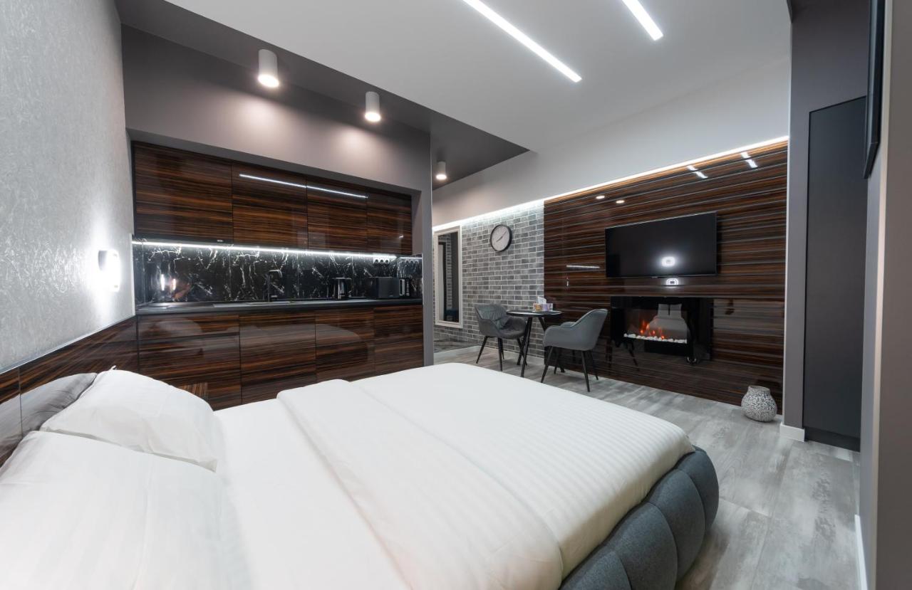 King Suite with Spa Bath