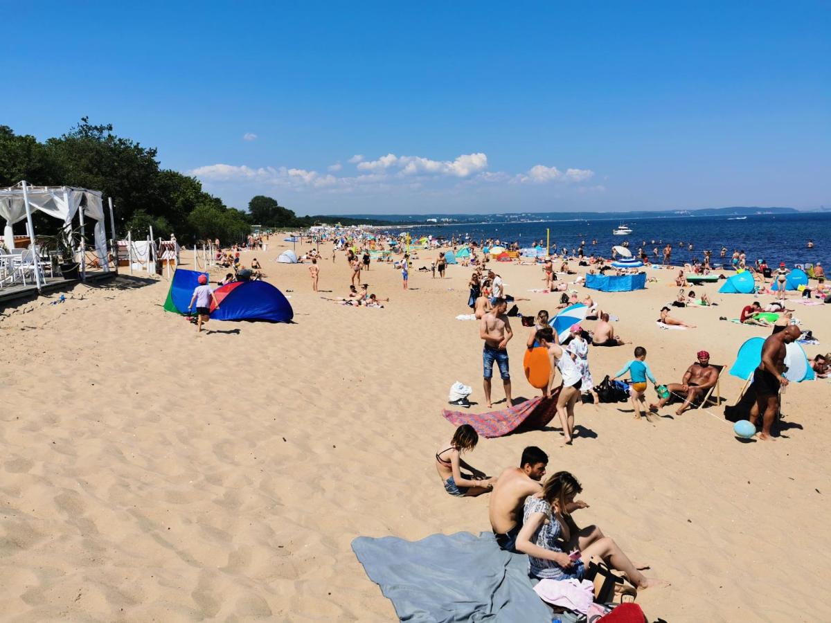 Playa Apartament z parkingiem, Promenadą do Mola - B&B