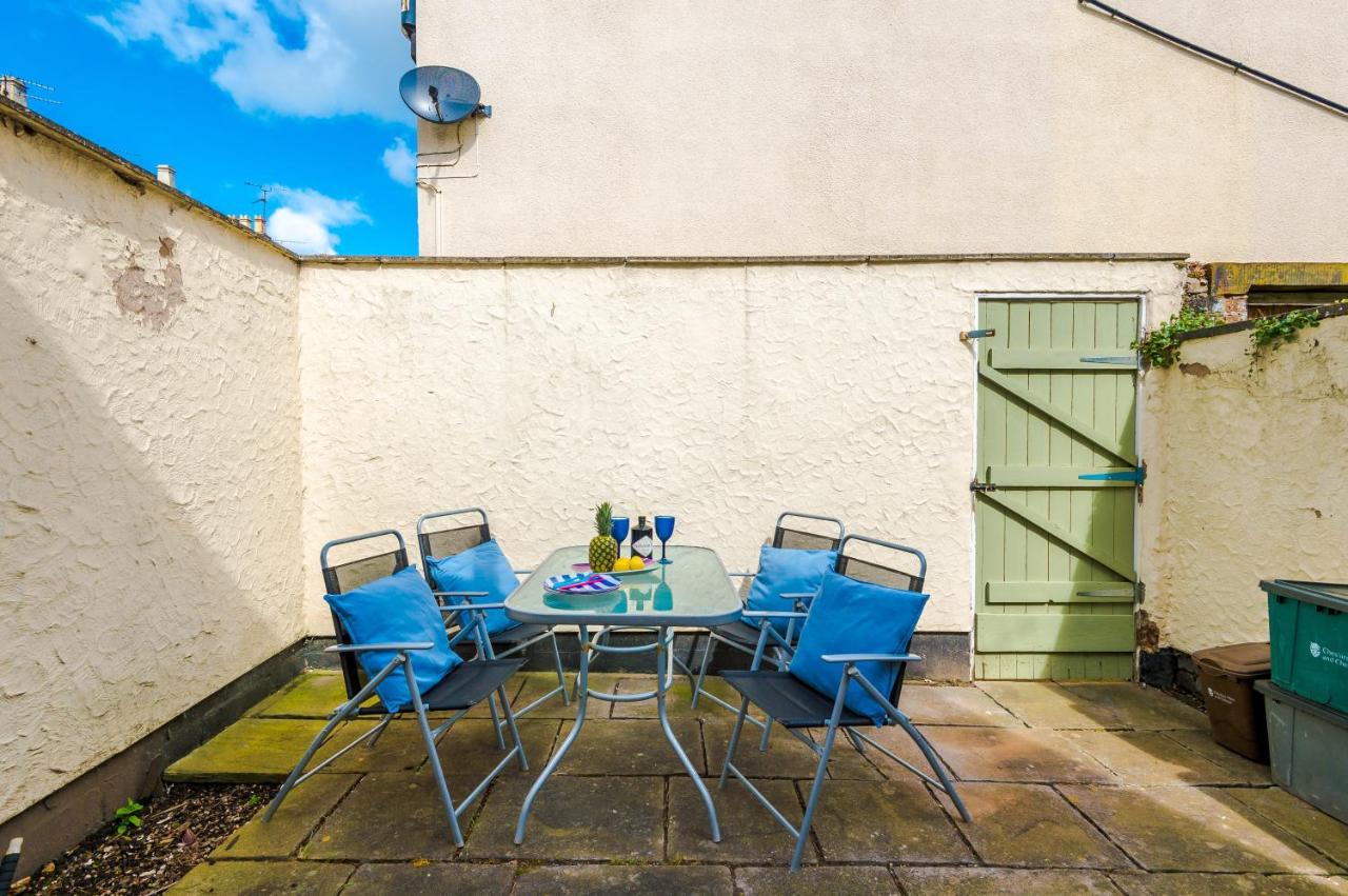 Talbot House - Bed and Breakfast